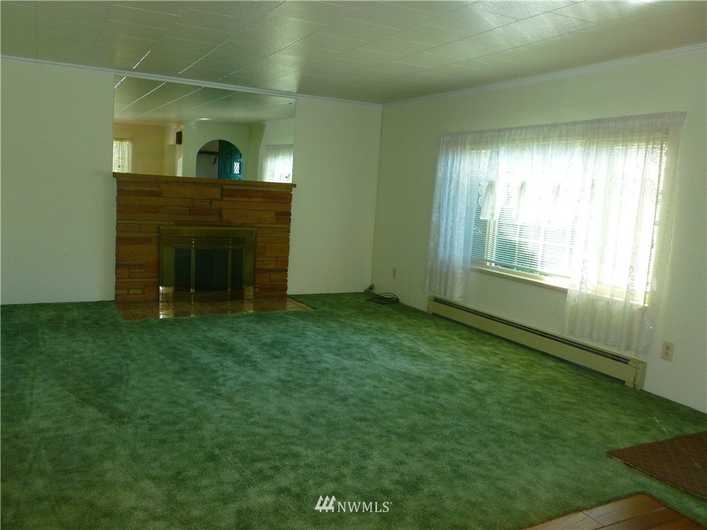 408 Whitworth Avenue South Renton, WA 98057 - Photo 3 of 22 Gallery Image 3