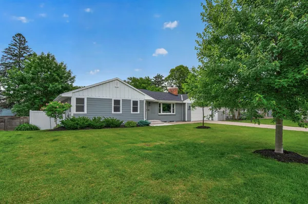 $650,000 | 6037 York Avenue South, Edina, MN 55410