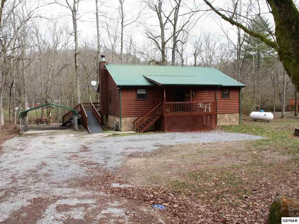 3060 Rivers Edge Drive Cosby, TN 37722 - Photo 2 of 13 Gallery Image 2