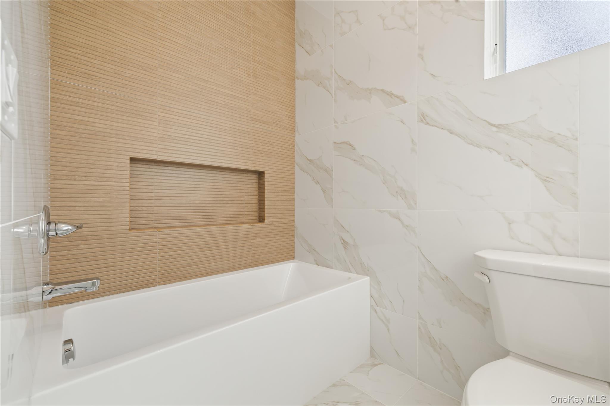 5 Mirror Lake Road, Unit 202 Spring Valley, NY 10977 - Photo 27 of 50 Bathroom #3