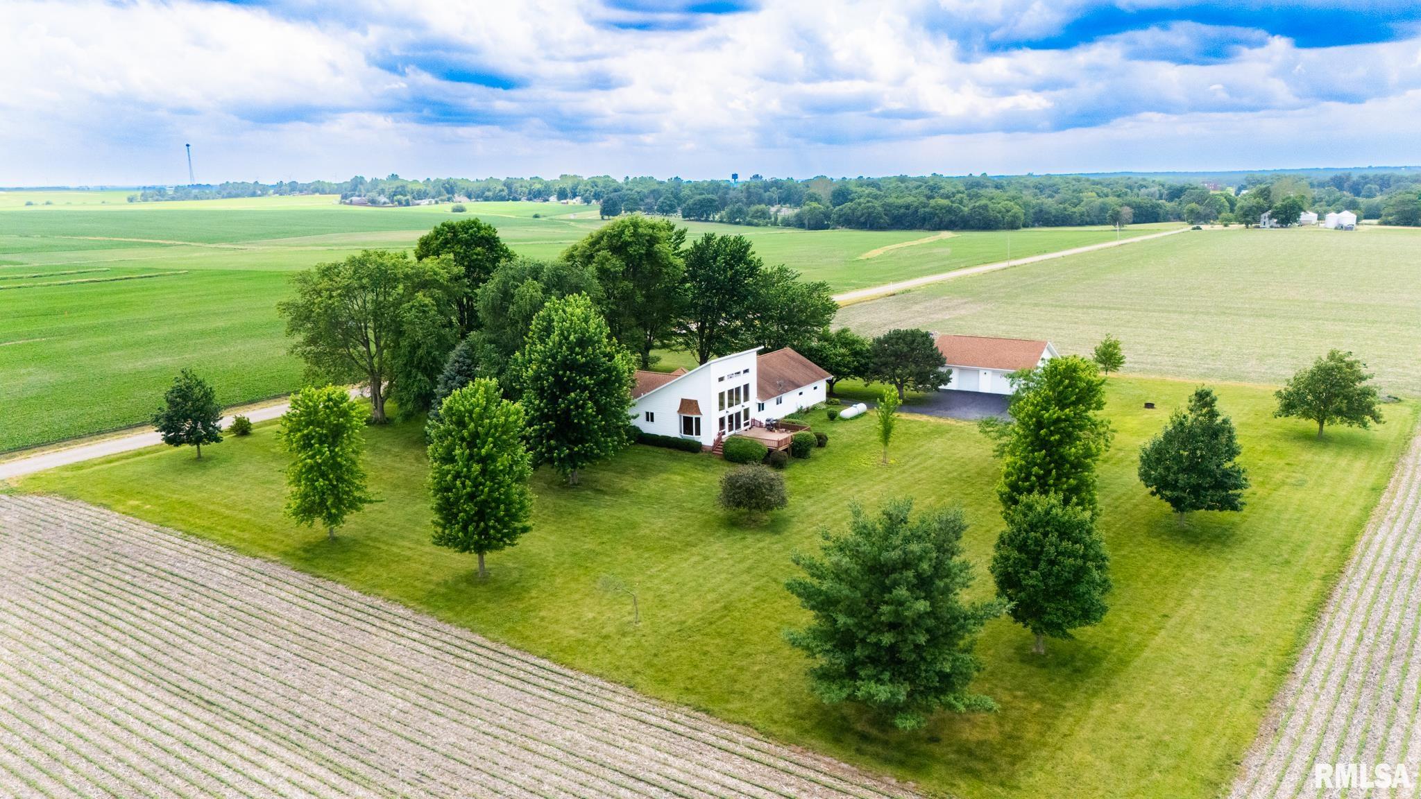 1775 Kickapoo Road Waynesville, IL 61778 - Photo 5 of 51