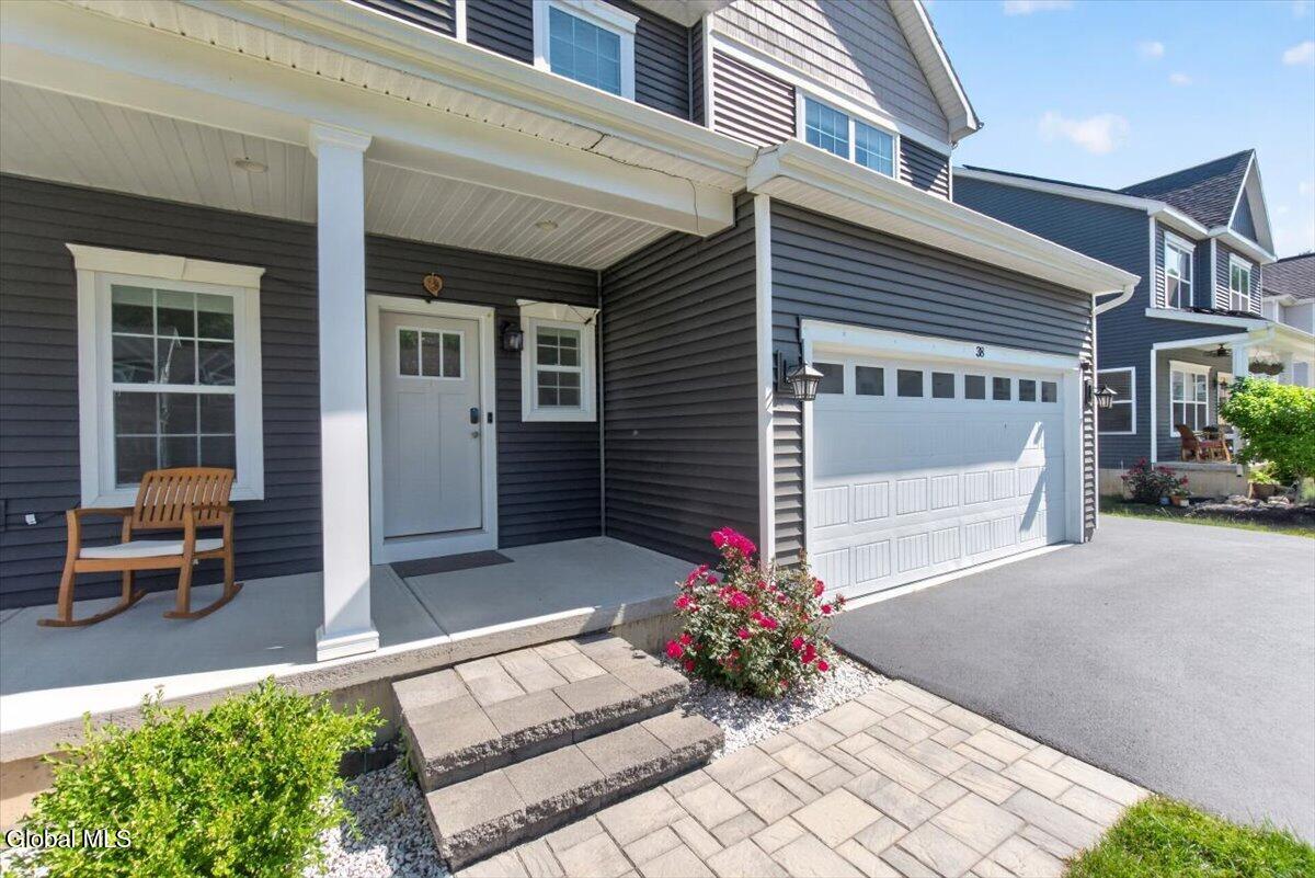 38 Wyatts Circle Rensselaer, NY 12144 - Photo 2 of 49 42-DSC04859