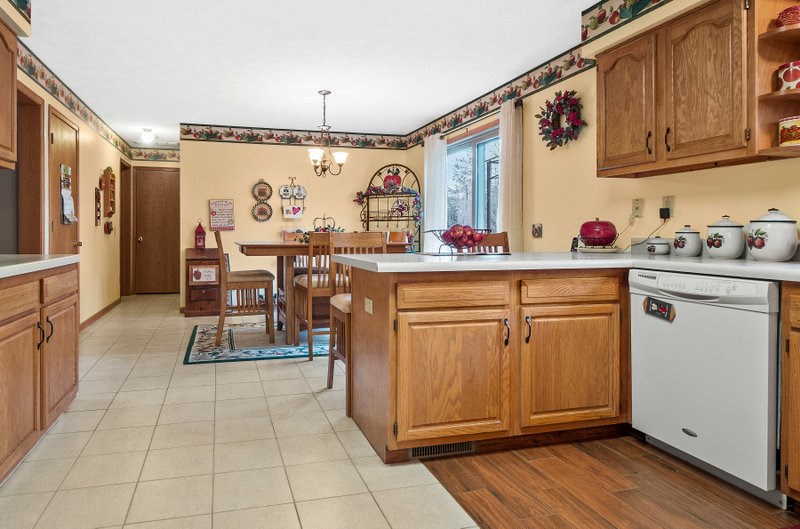 17709 Auburn Road Huntertown, IN 46748 - Photo 12 of 36 Gallery Image 12