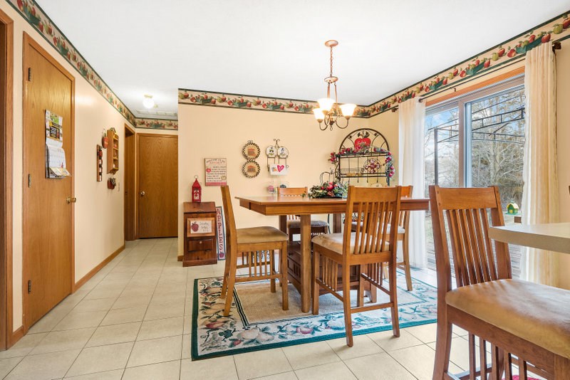 17709 Auburn Road Huntertown, IN 46748 - Photo 8 of 36 Gallery Image 8
