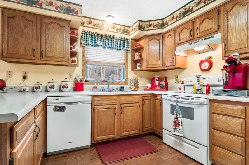 17709 Auburn Road Huntertown, IN 46748 - Photo 10 of 36 Gallery Image 10