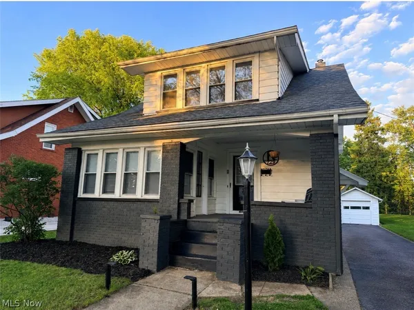 $234,500 | 729 4th Street Northwest, New Philadelphia, OH 44663