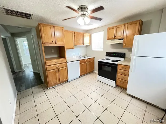 $125,000 | 9314 Scottdale Avenue, Jennings, MO 63136