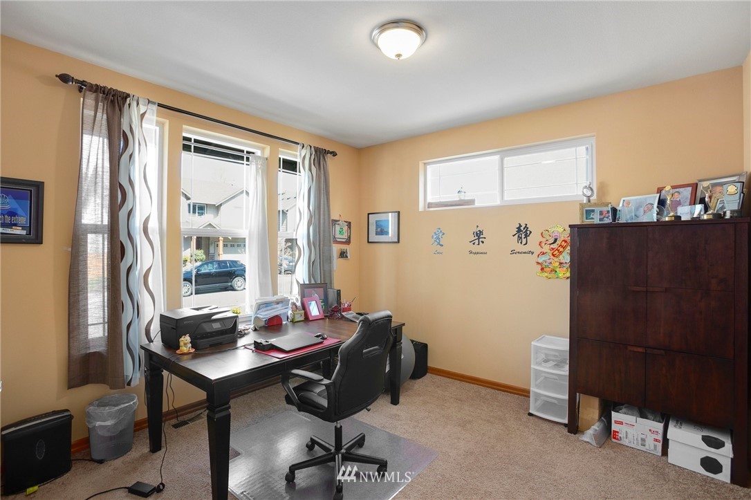 867 South 48th Street Renton, WA 98055 - Photo 2 of 25