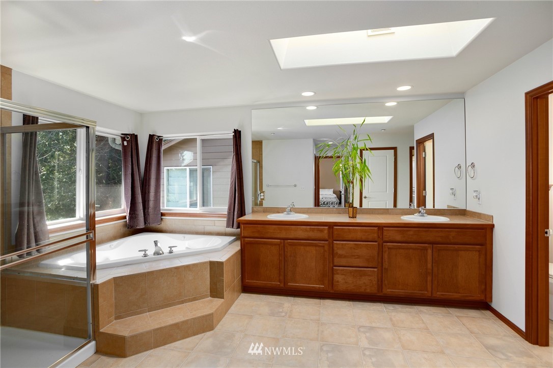 867 South 48th Street Renton, WA 98055 - Photo 16 of 25