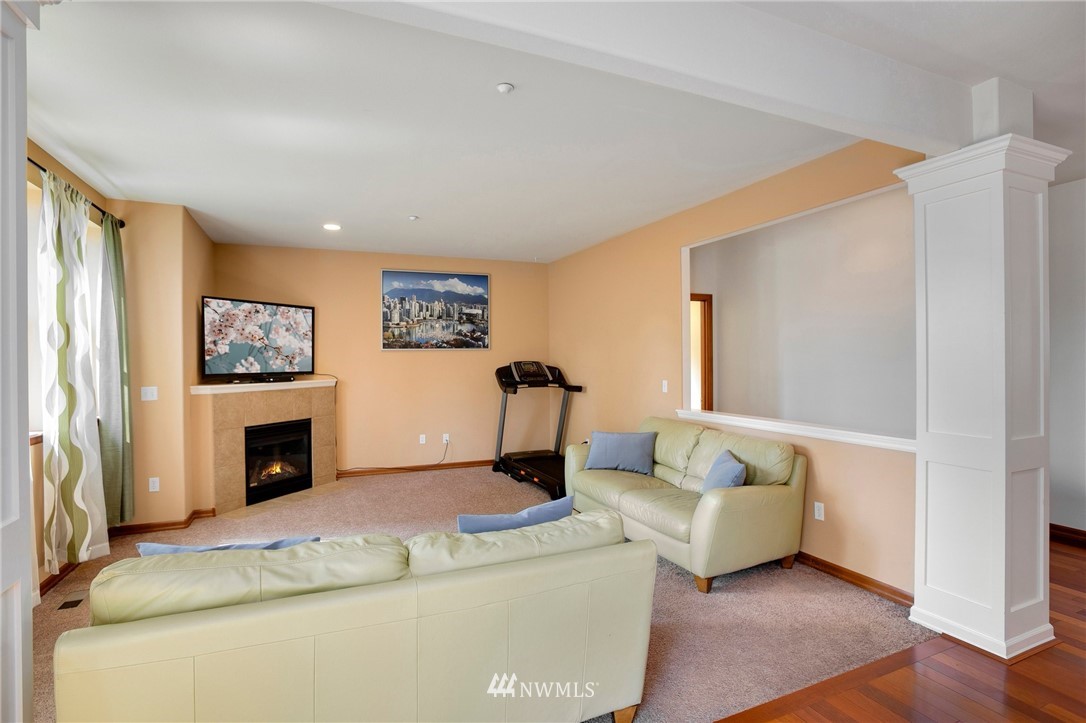 867 South 48th Street Renton, WA 98055 - Photo 8 of 25