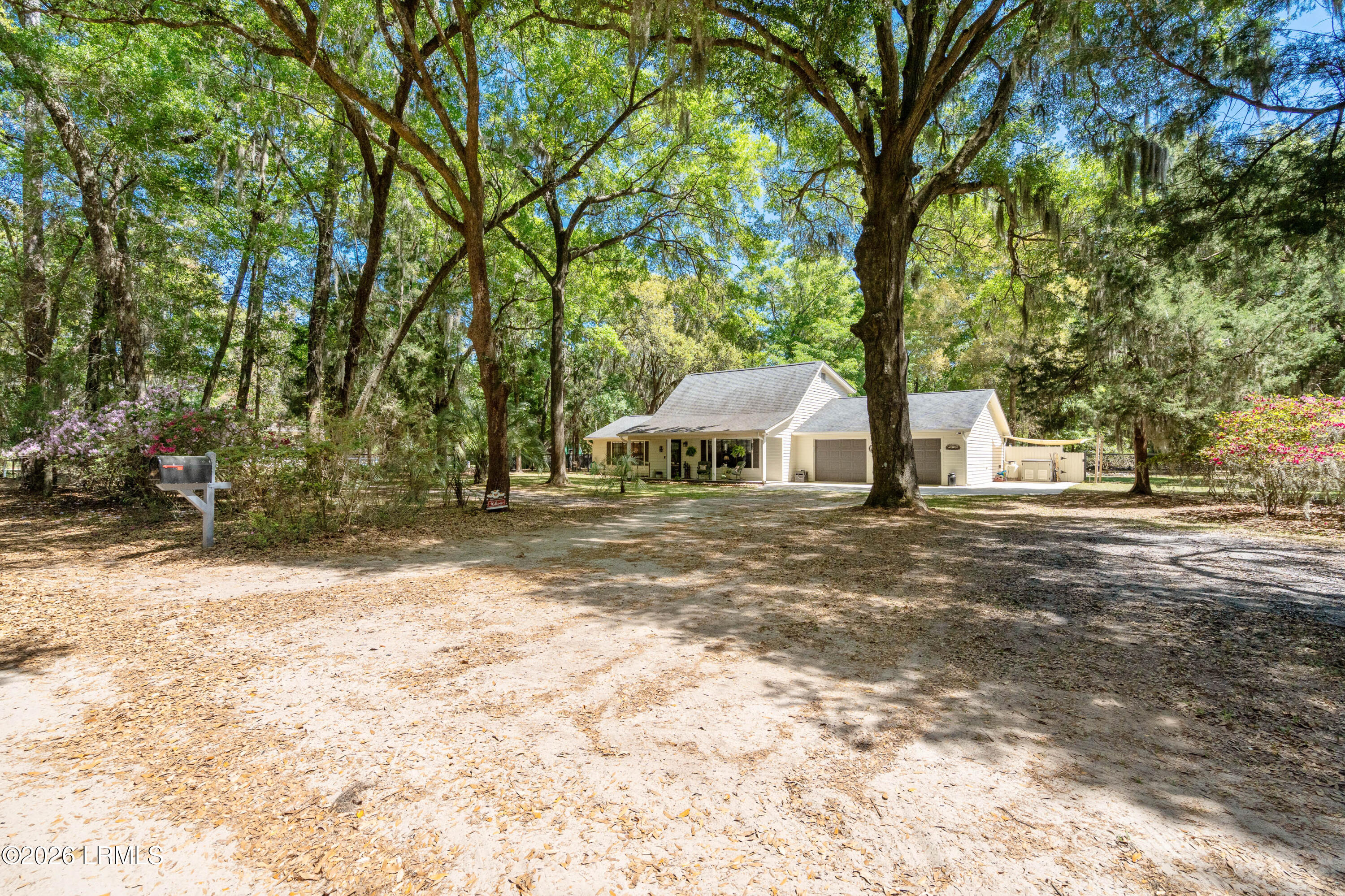 32 West Cedar Road St. Helena Island, SC 29920 - Photo 10 of 53 38 W Cedar-3