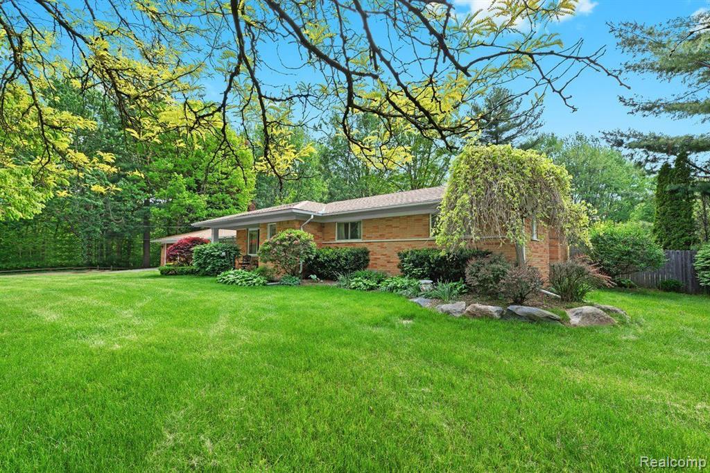 52851 Fairchild Road Chesterfield, MI 48051 - Photo 12 of 70