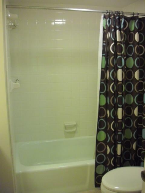 11 Concourse Drive, Unit 11A Tequesta, FL 33469 - Photo 25 of 54 Master Shower/Tub