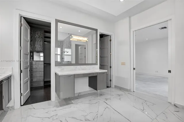 $3,999,975 | 201 Northeast 6th Street, Boca Raton, FL 33432