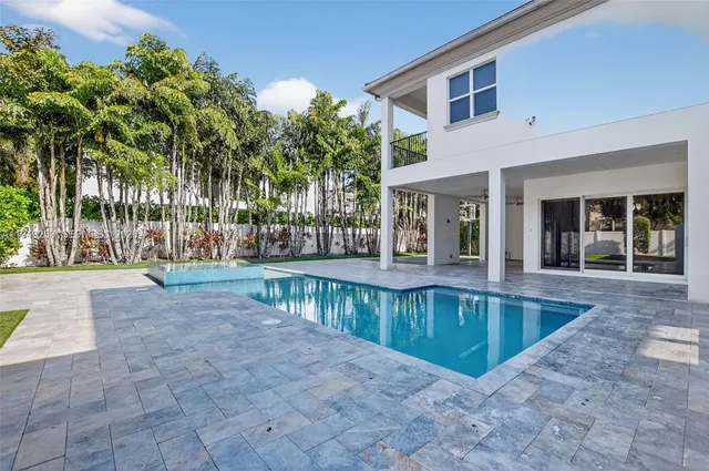 $3,999,975 | 201 Northeast 6th Street, Boca Raton, FL 33432