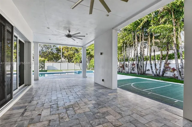 $3,999,975 | 201 Northeast 6th Street, Boca Raton, FL 33432