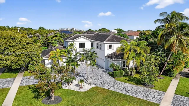$3,999,975 | 201 Northeast 6th Street, Boca Raton, FL 33432