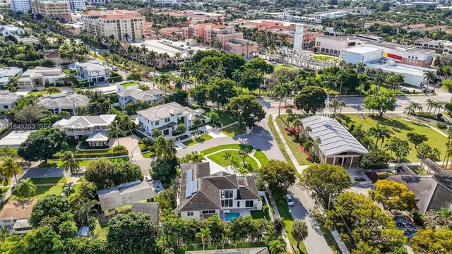 $3,999,975 | 201 Northeast 6th Street, Boca Raton, FL 33432