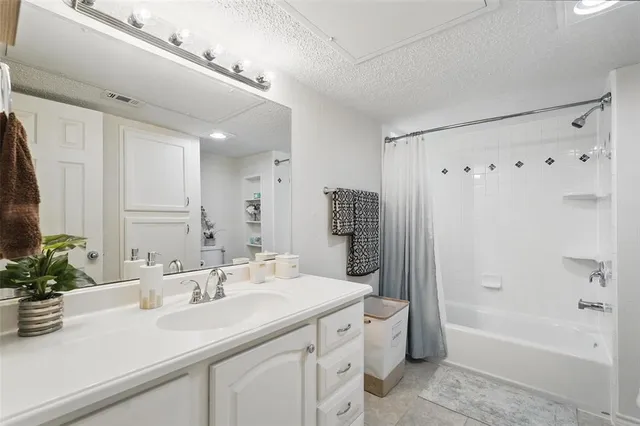 $242,800 | 5590 Spring Valley Road, Unit C208, Dallas, TX 75254