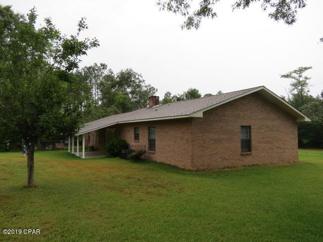 2061 Pioneer Road Chipley, FL 32428 - Photo 4 of 19