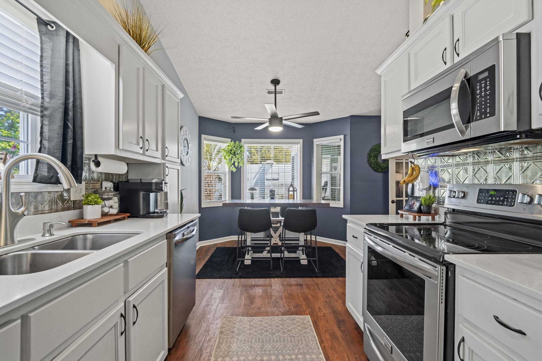 9685 Sullivan Drive Murrells Inlet, SC 29576 - Photo 14 of 41