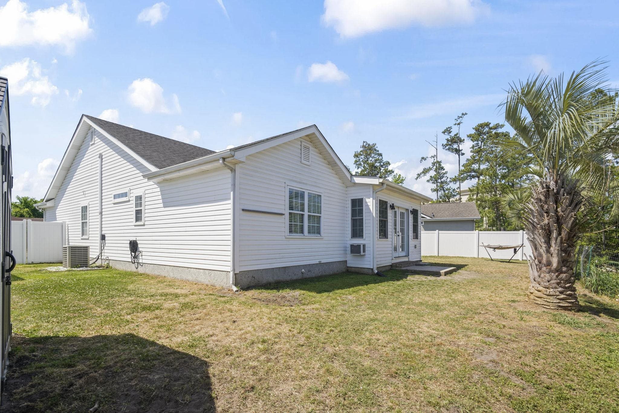 9685 Sullivan Drive Murrells Inlet, SC 29576 - Photo 35 of 41