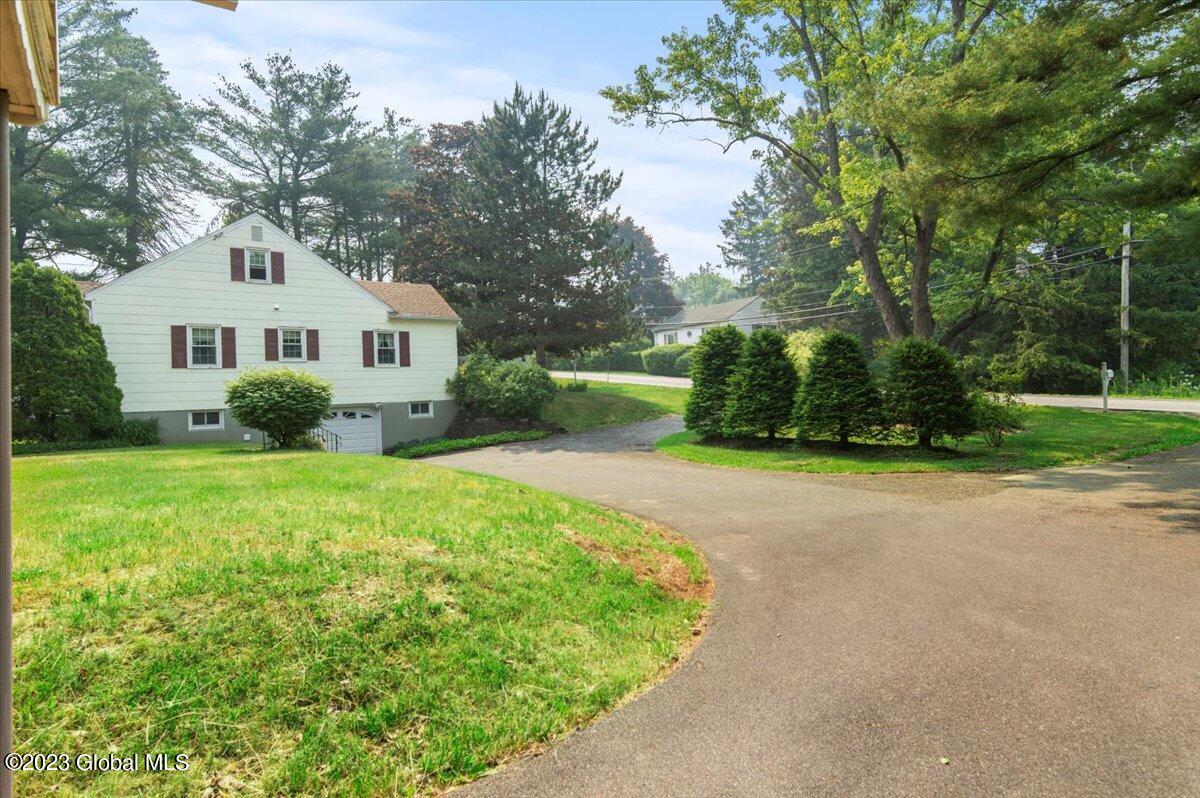 1 Cobbee Road Colonie, NY 12110 - Photo 23 of 32 25-photo_25