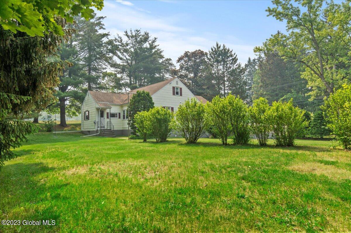 1 Cobbee Road Colonie, NY 12110 - Photo 24 of 32 26-photo_26