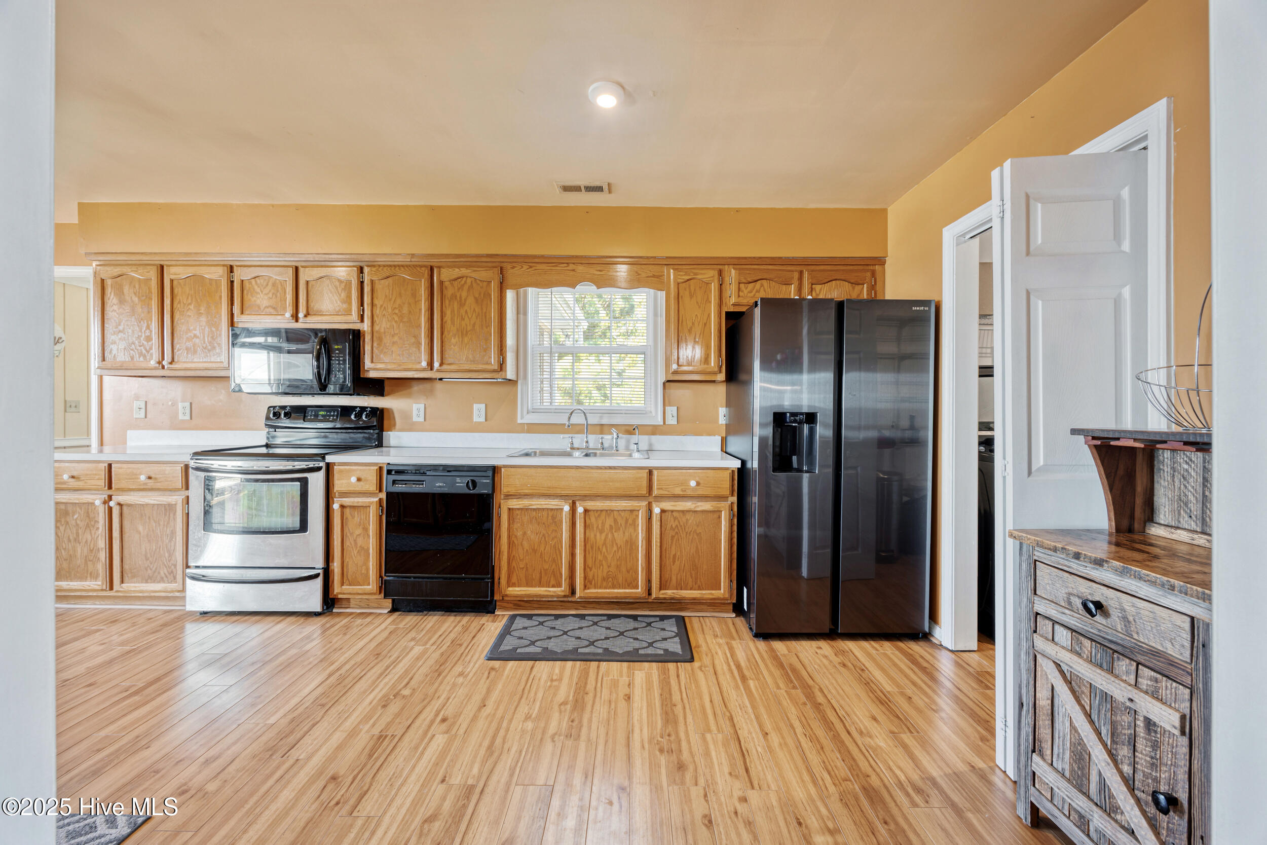 132 Edgewater Drive Shiloh, NC 27974 - Photo 16 of 53 _39A0828