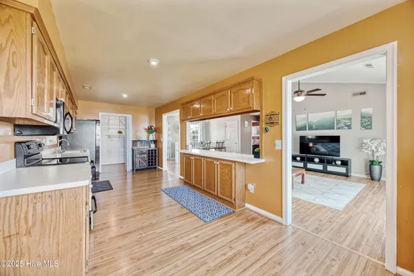 $455,900 | 132 Edgewater Drive, Shiloh, NC 27974