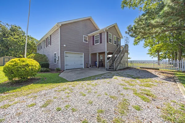 $455,900 | 132 Edgewater Drive, Shiloh, NC 27974