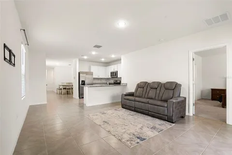 $339,900 | 35724 Sunflower Hl Drive, Zephyrhills, FL 33541