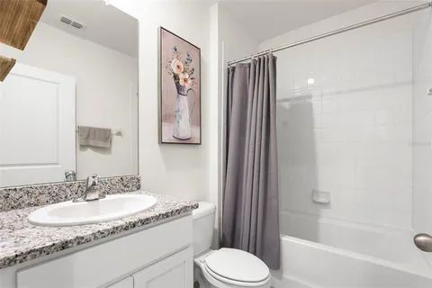 $339,900 | 35724 Sunflower Hl Drive, Zephyrhills, FL 33541