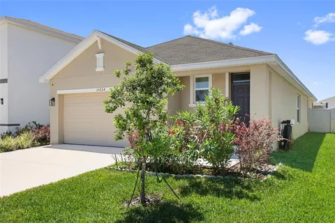 $339,900 | 35724 Sunflower Hl Drive, Zephyrhills, FL 33541