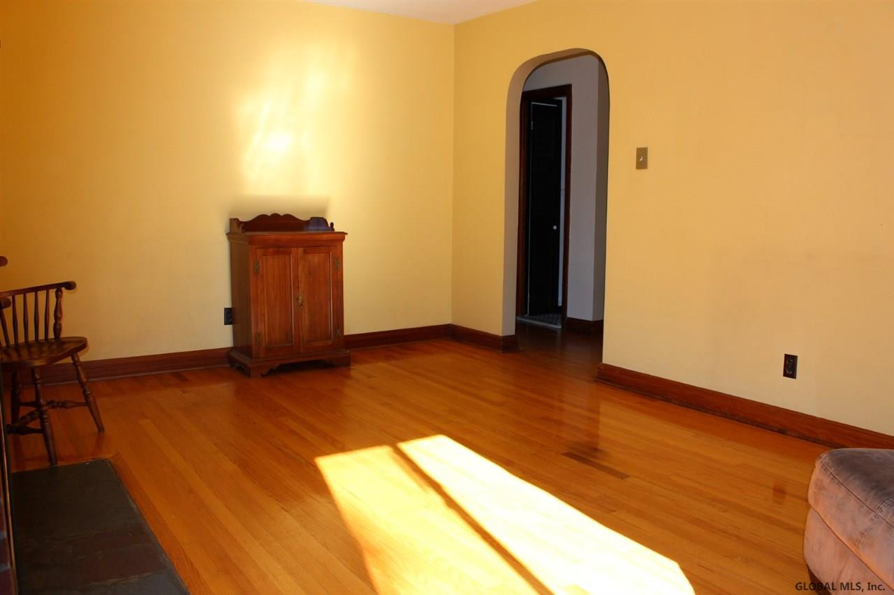 2060 Caldicott Road Rotterdam, NY 12303 - Photo 8 of 25 Photo 8