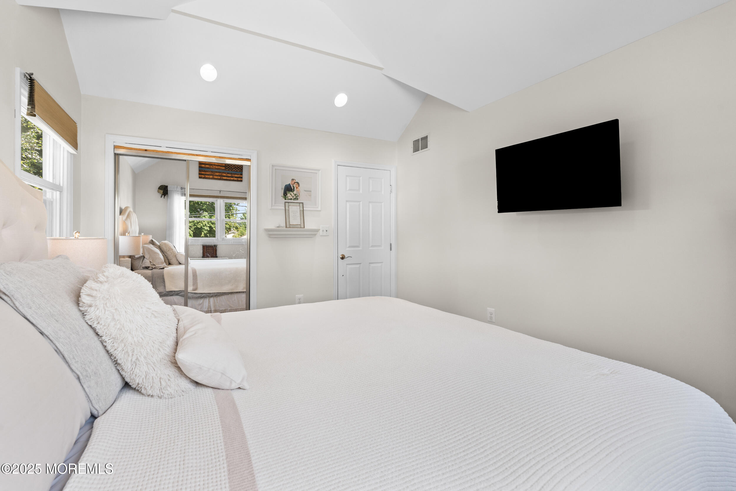 96 Ridge Terrace Neptune City, NJ 07753 - Photo 23 of 39 032