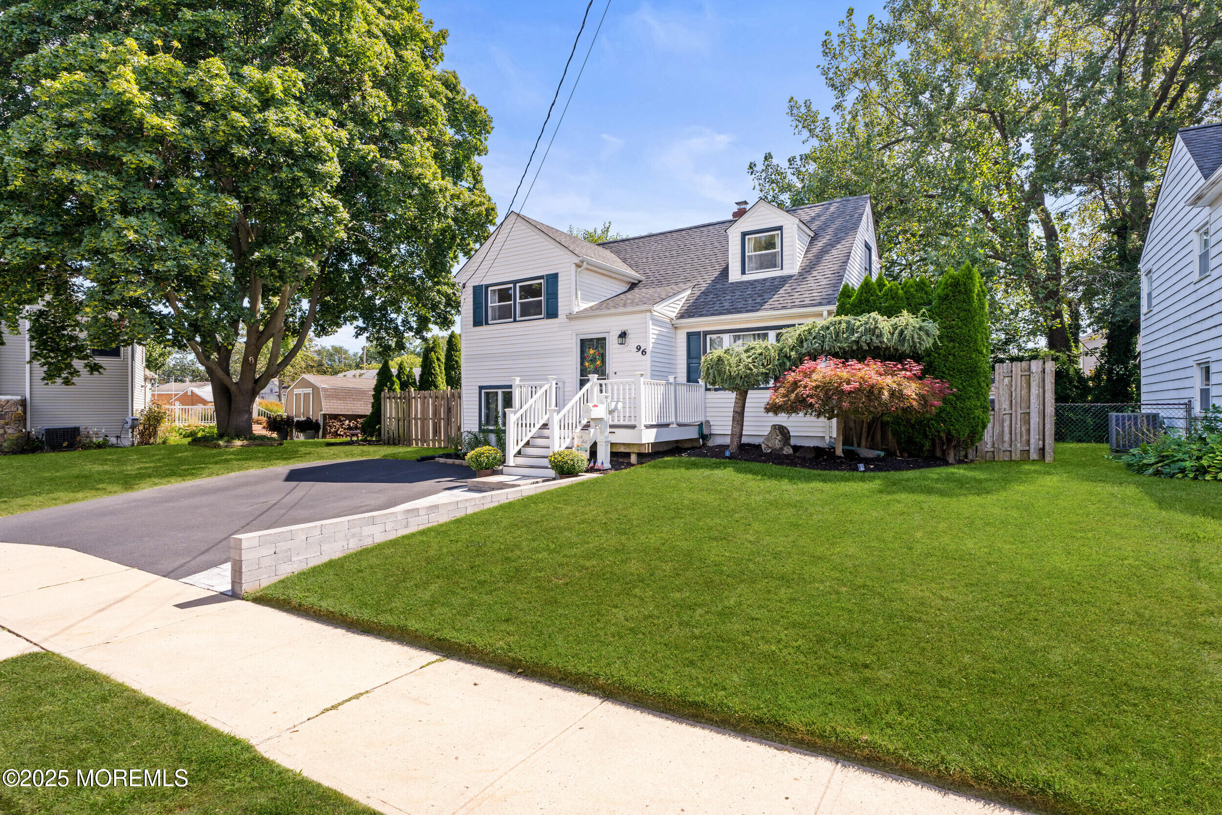 96 Ridge Terrace Neptune City, NJ 07753 - Photo 5 of 39 001