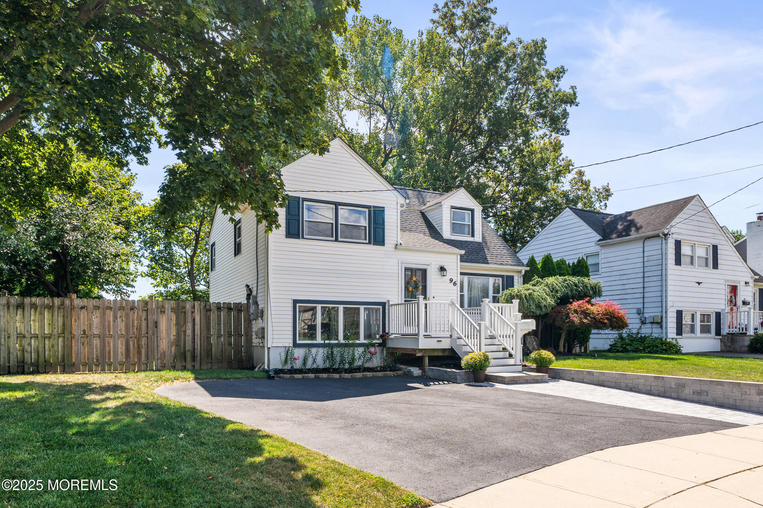 96 Ridge Terrace Neptune City, NJ 07753 - Photo 6 of 39 012