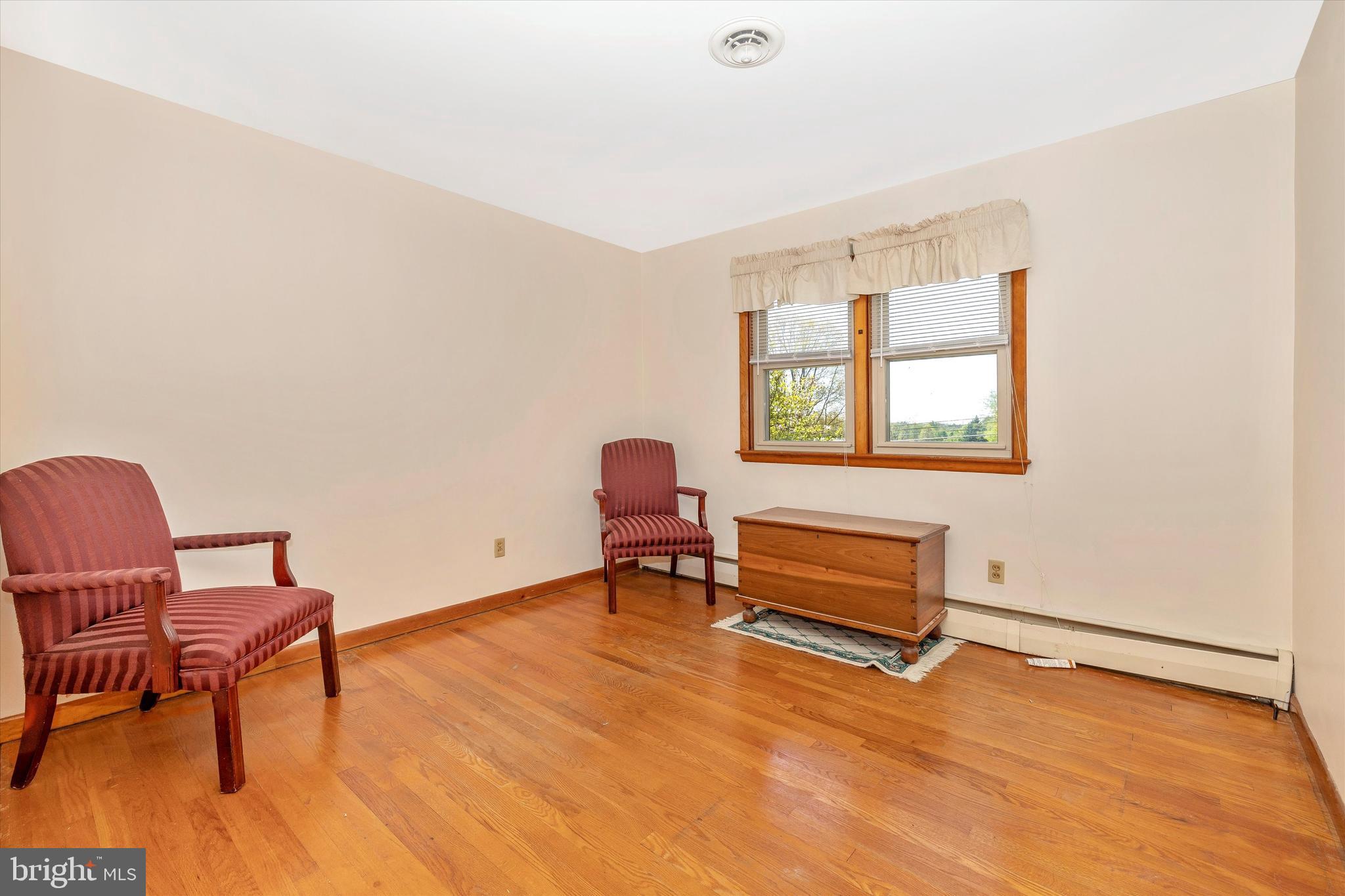 11220 Angleberger Road Thurmont, MD 21788 - Photo 14 of 28 Bedroom 10x11