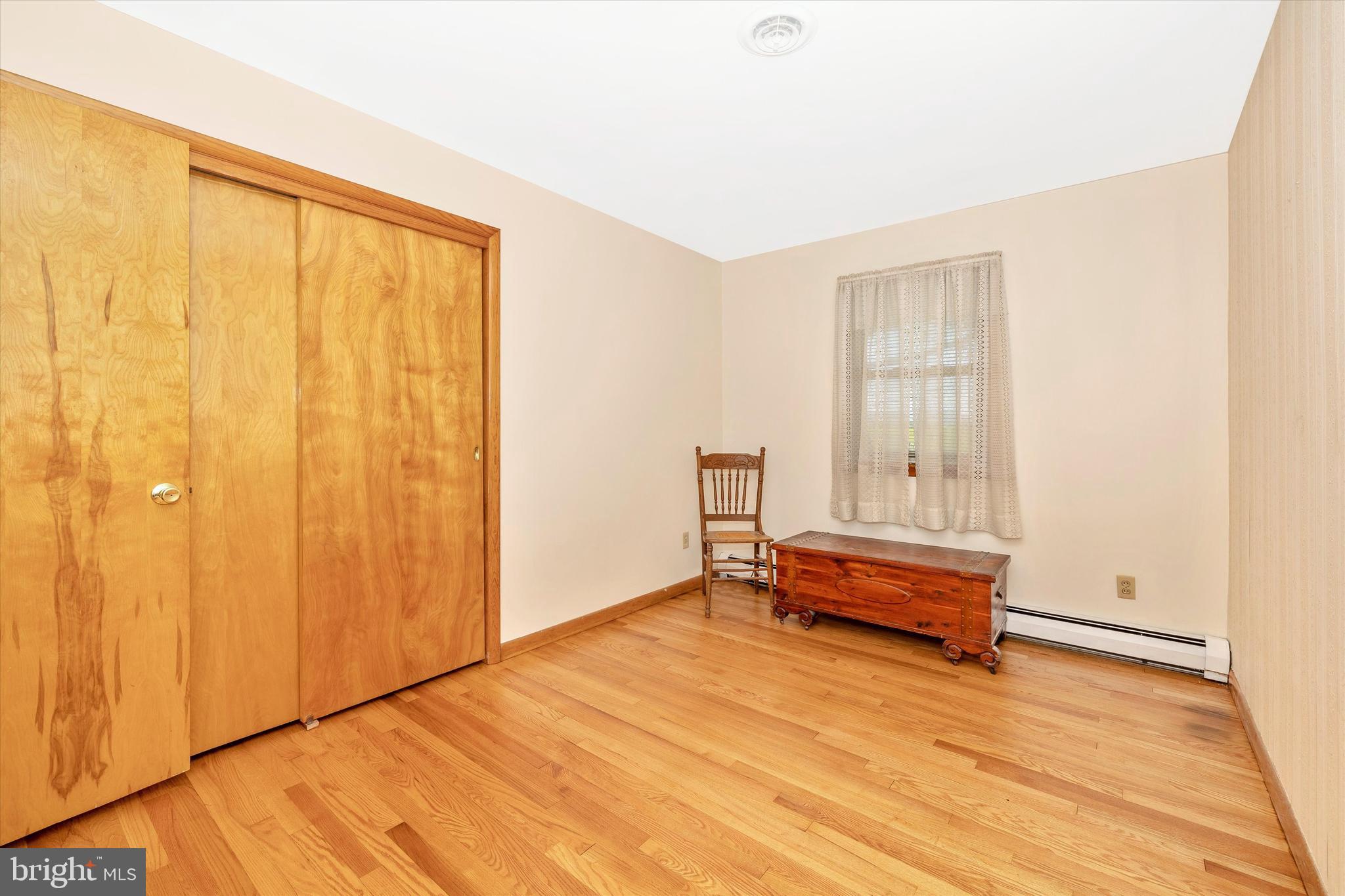 11220 Angleberger Road Thurmont, MD 21788 - Photo 15 of 28 Bedroom 9x12