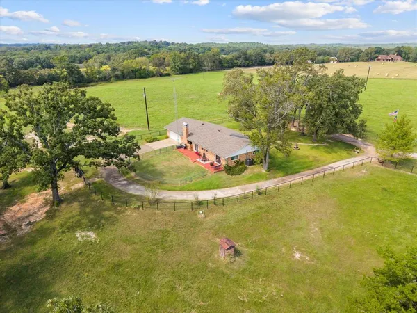 $1,825,000 | 11990 County Road 3513, Brownsboro, TX 75756