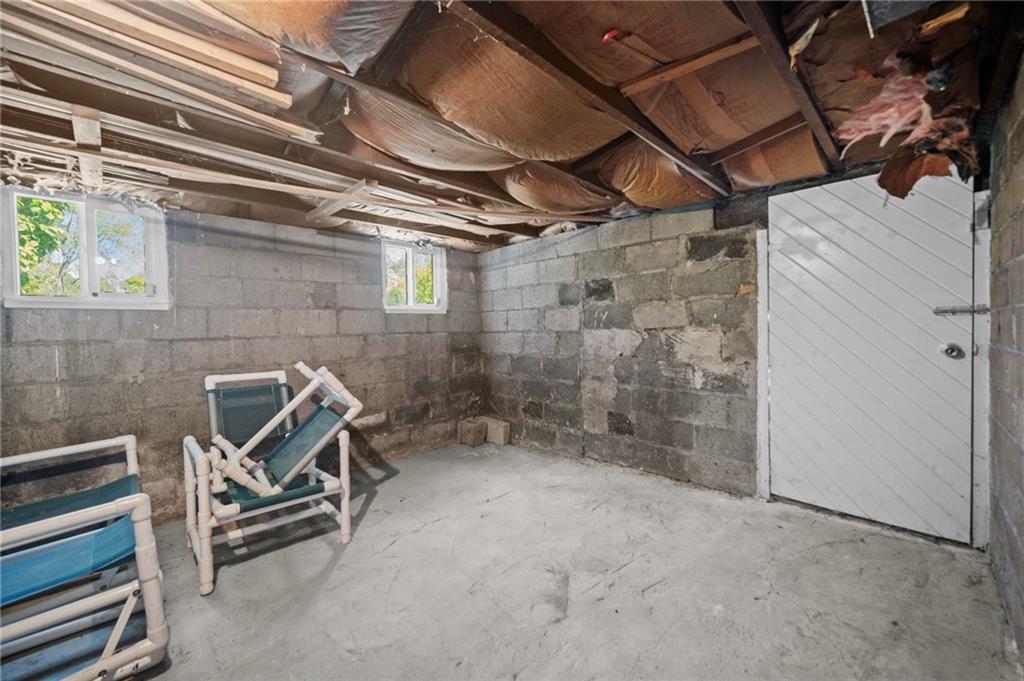 18 Locust Street Clarksville, PA 15322 - Photo 24 of 38