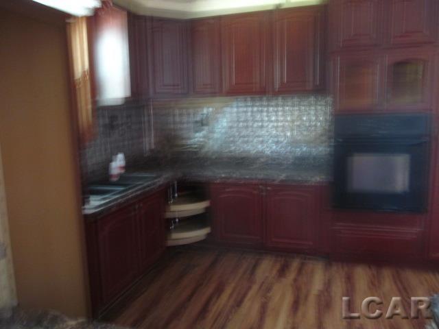 3376 West Temperance Road Lambertville, MI 48144 - Photo 3 of 13 50181199-42442664-36bc-4659-9669-0574172b5cfb.JPG