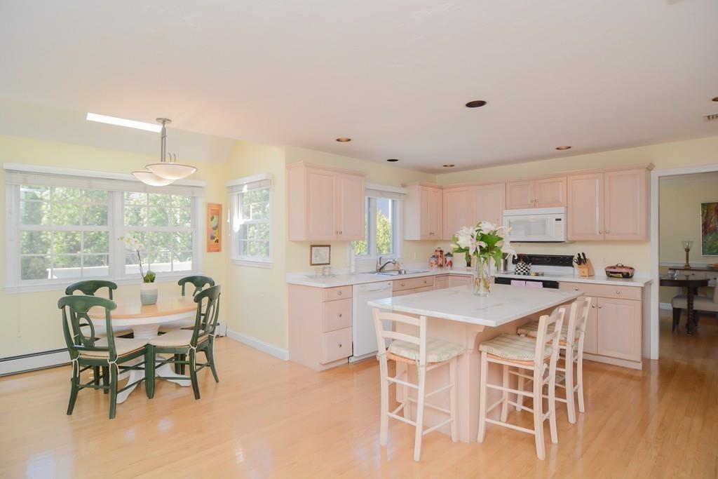 62 Cynthia Road Needham, MA 02494 - Photo 3 of 25