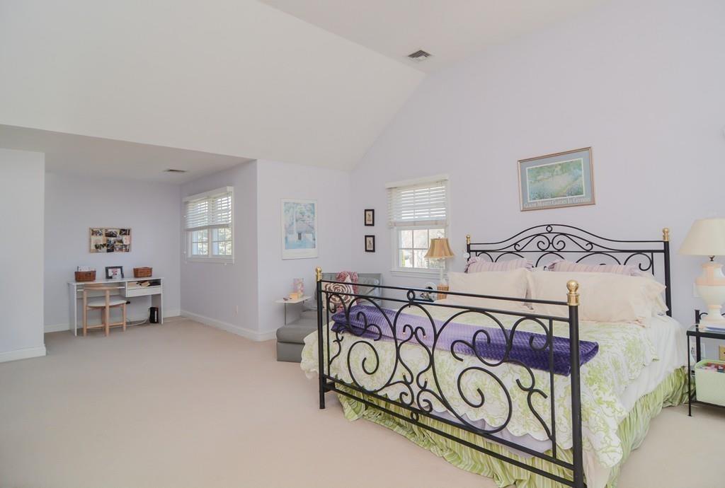 62 Cynthia Road Needham, MA 02494 - Photo 10 of 25