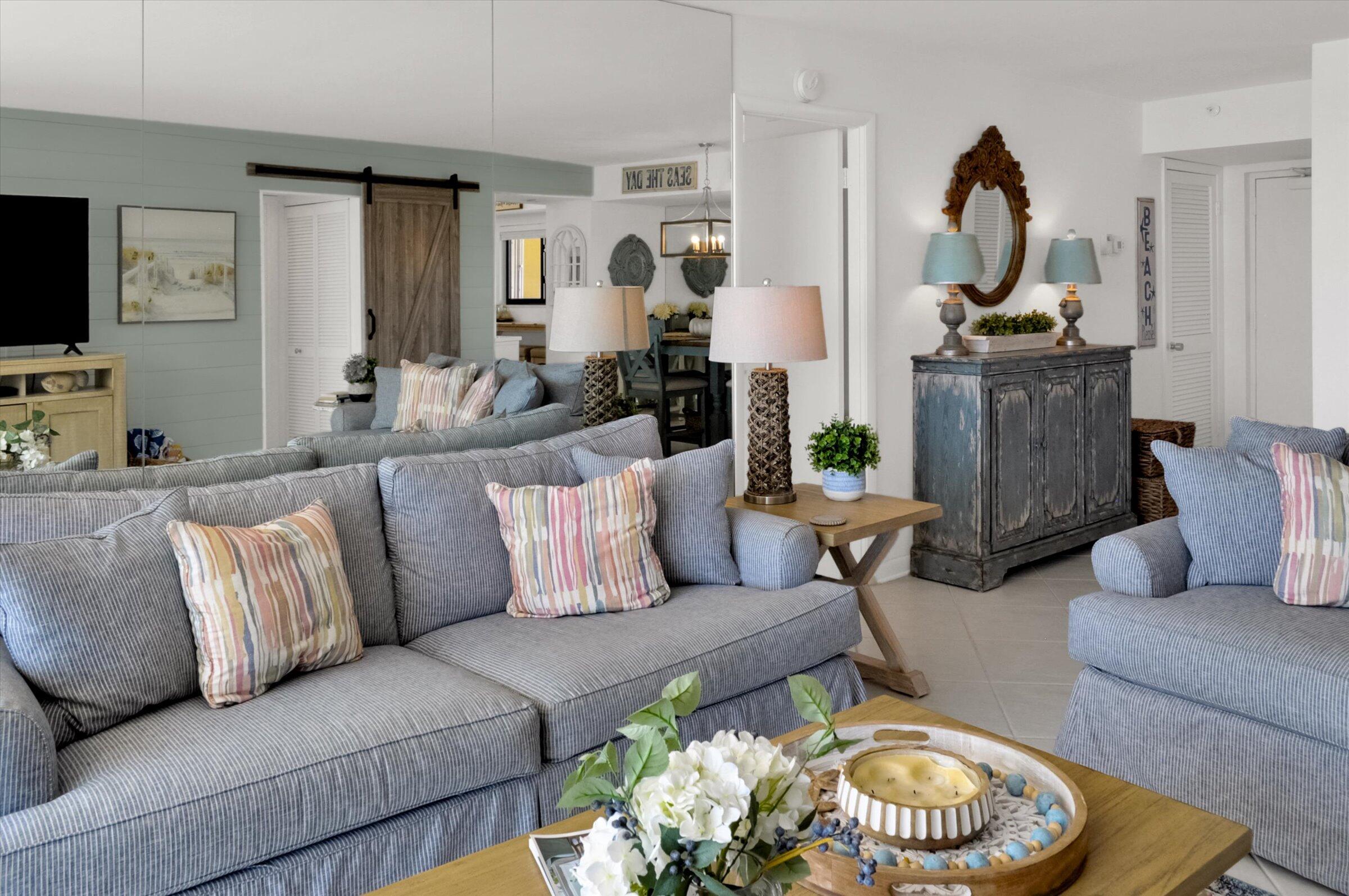 400 Ocean Trail Way, Unit 703 Jupiter, FL 33477 - Photo 11 of 63 Living Room