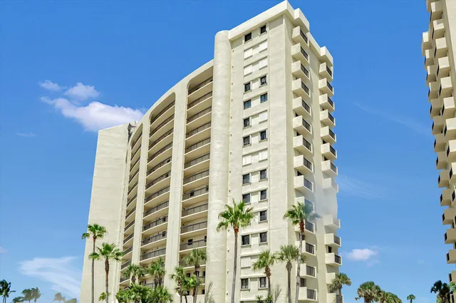 $769,900 | 400 Ocean Trail Way, Unit 703, Jupiter, FL 33477