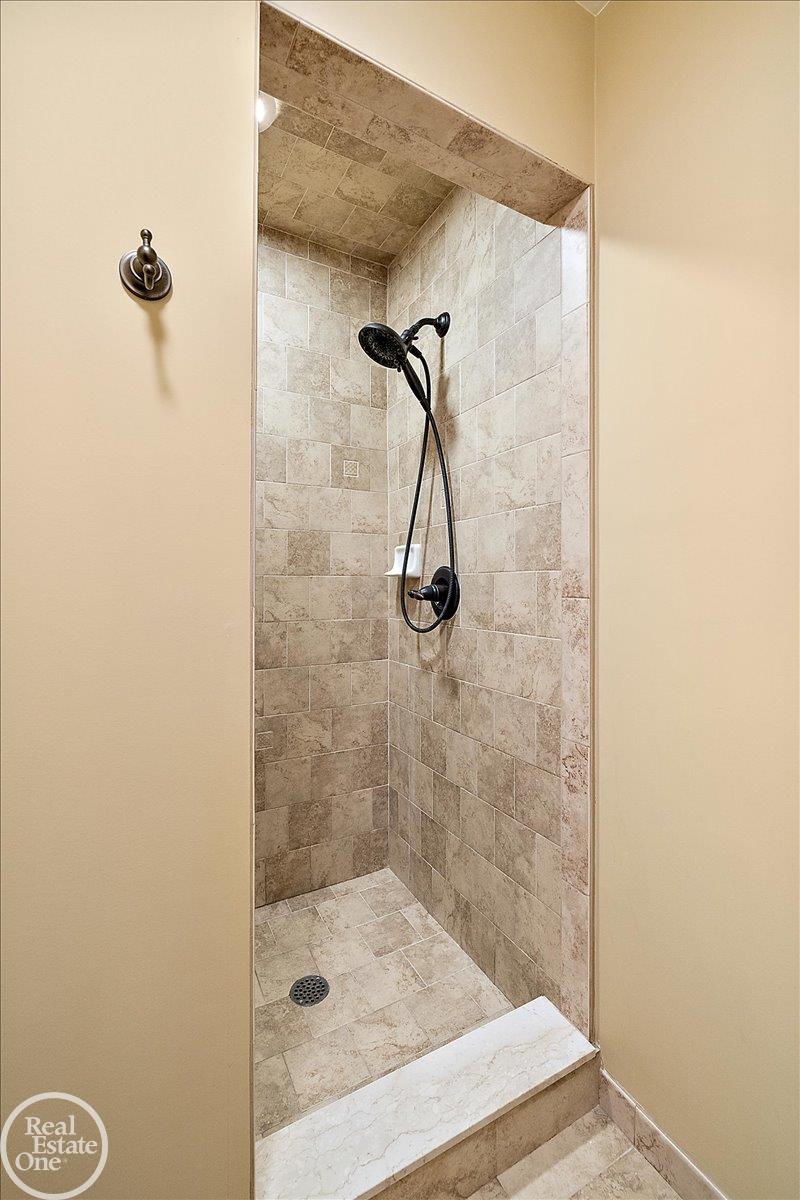 877 Quarry Drive Rochester Hills, MI 48306 - Photo 79 of 86