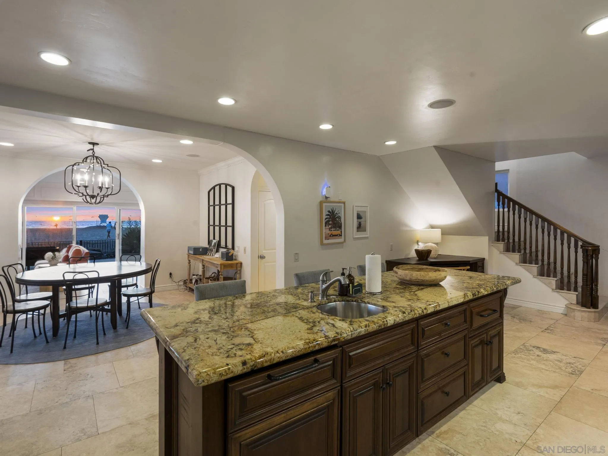 2727 Ocean Front Walk San Diego, CA 92109 - Photo 11 of 54