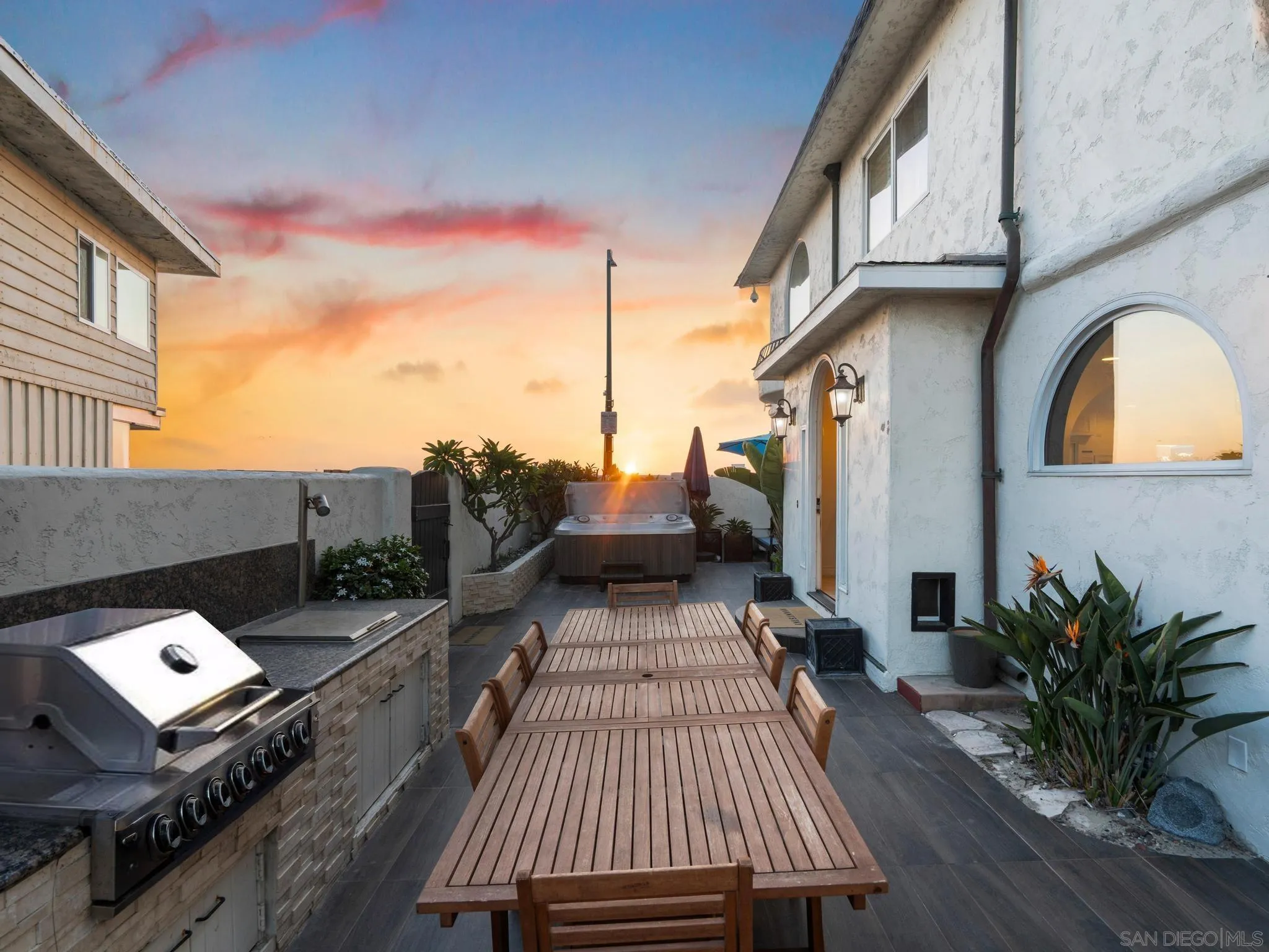 2727 Ocean Front Walk San Diego, CA 92109 - Photo 14 of 54